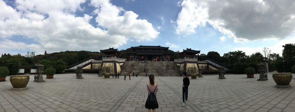 兄弟們 视频封面