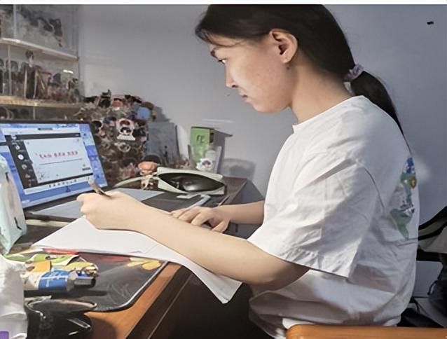 保姆的私密日記 产品图片