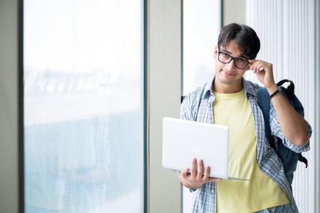 仙鶴戲狐妖 产品图片