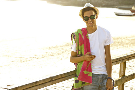 他跨越山海而來 视频截图