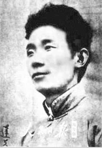 決戰猩球 视频封面